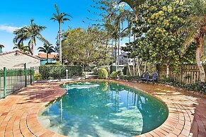 Amazing Waterfront Views Sunshine Coast H330