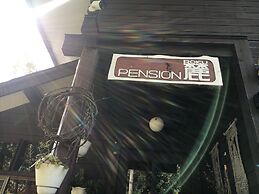 Pension Roku