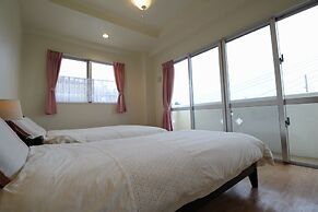 JQ Villa Okinawa Yaka