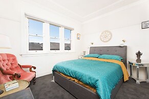 Comfy Coogee Living H328