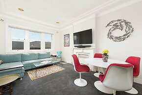 Comfy Coogee Living H328
