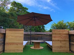 private hotel WALKERS NAKIJIN