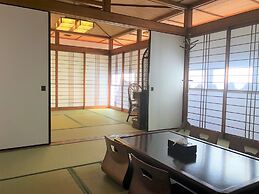 private hotel WALKERS NAKIJIN