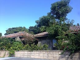 private hotel WALKERS NAKIJIN