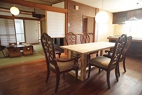 private hotel WALKERS NAKIJIN