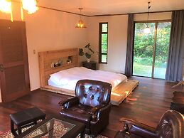 private hotel WALKERS NAKIJIN