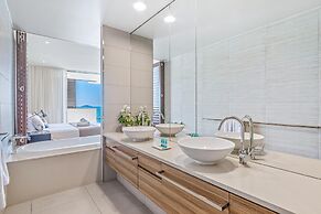 86 Whisper Bay Resort