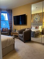 Fort Charlotte Guesthouse