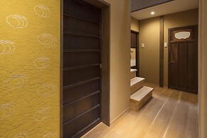 THE MACHIYA VILLA: Sanjo Shirakawa Koji