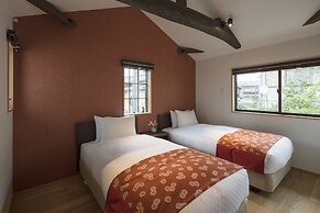 THE MACHIYA VILLA: Sanjo Shirakawa Koji