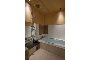 THE MACHIYA VILLA: Sanjo Shirakawa Koji