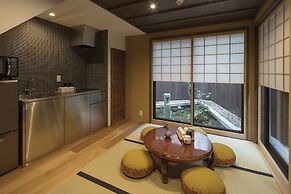 THE MACHIYA VILLA: Sanjo Shirakawa Koji