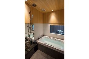 THE MACHIYA VILLA: Sanjo Shirakawa Koji