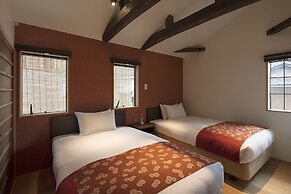 THE MACHIYA VILLA: Sanjo Shirakawa Koji