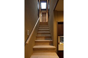 THE MACHIYA VILLA: Sanjo Shirakawa Koji