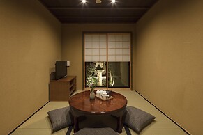 THE MACHIYA VILLA: Sanjo Shirakawa Koji