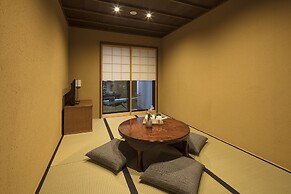 THE MACHIYA VILLA: Sanjo Shirakawa Koji