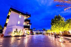 Gu-Ji Gu-Ji Garden B&B