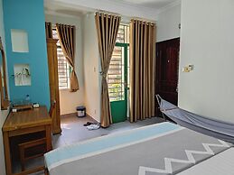 Winter Spring Homestay