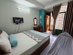 Winter Spring Homestay