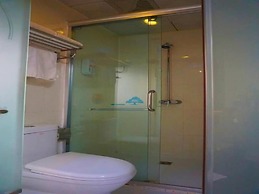 GreenTree Inn Xi'an Bell and Drum Tower Food Street Ancient City Wall 