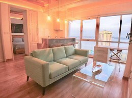 DELUXE HIGHRISE RIVER & CITY VIEW FLATS GYE