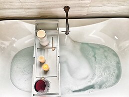 Bella Collina Bed & Breakfast