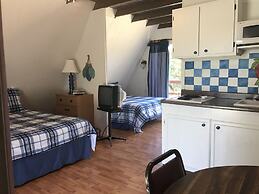 Calm Waters Cabin Resort