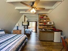 Calm Waters Cabin Resort