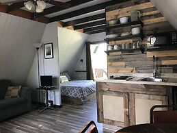 Calm Waters Cabin Resort