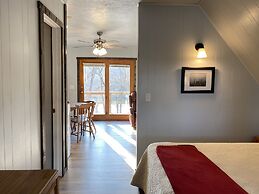 Calm Waters Cabin Resort