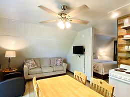 Calm Waters Cabin Resort