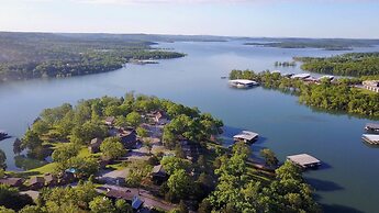 Calm Waters Cabin Resort