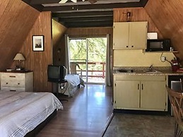 Calm Waters Cabin Resort