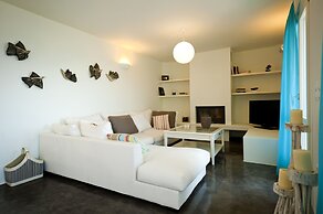 Athina Ios Villa