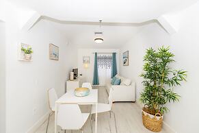 335 Ocean Walk Apartments