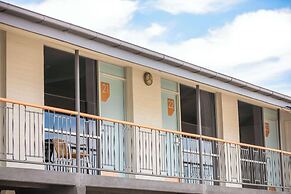 Nightcap at Horse and Jockey Hotel Warwick