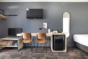 Nightcap at Horse and Jockey Hotel Warwick