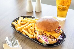 Nightcap at Horse and Jockey Hotel Warwick