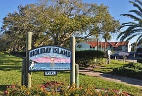 Holiday Island 1 BR Condo