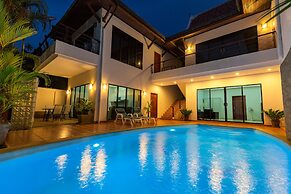 Kata Pool Apartments