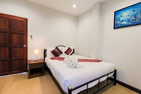 Kata Pool Apartments