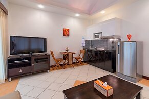 Kata Pool Apartments