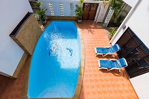 Kata Pool Apartments