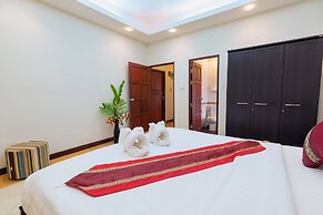 Kata Pool Apartments