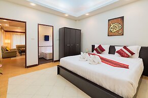 Kata Pool Apartments