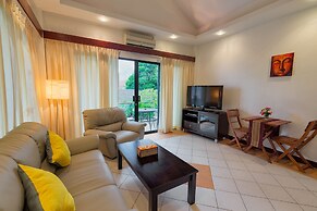 Kata Pool Apartments