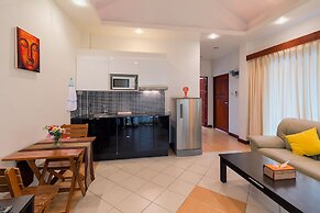 Kata Pool Apartments