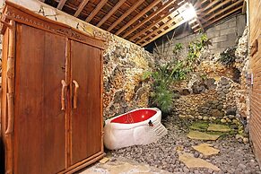 RAJAKLANA Resort, Villa And Spa