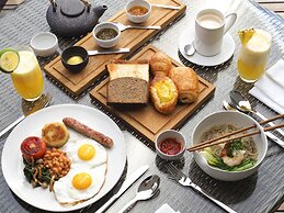 The Bale Phnom Penh by LifestyleRetreats